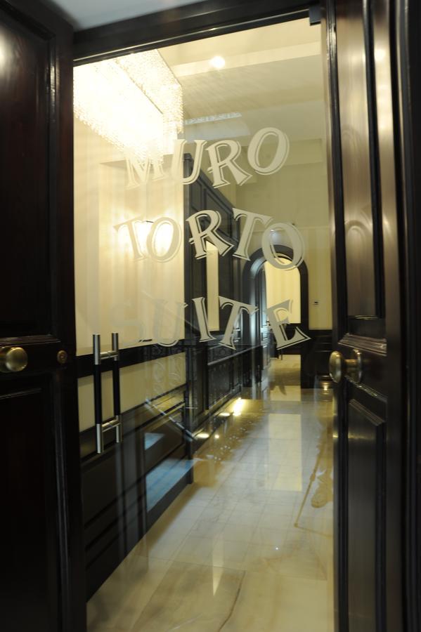 Muro Torto Suite - Struttura Sanificata Giornalmente Con Ozono E Prodotti Specifici Conformi Al Decalogo Del Ministero Salute - Personale Sottoposto A Test Sierologico Periodicamente Фоджиа Экстерьер фото